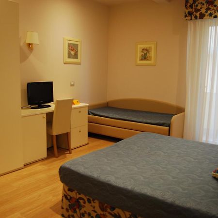 Hotel Bahia San Benedetto del Tronto Esterno foto