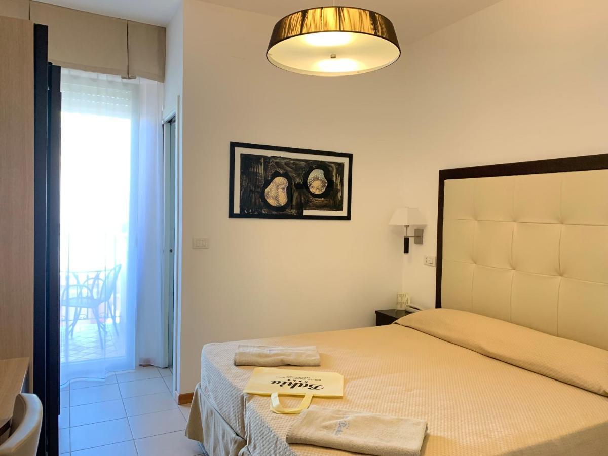 Hotel Bahia San Benedetto del Tronto Esterno foto