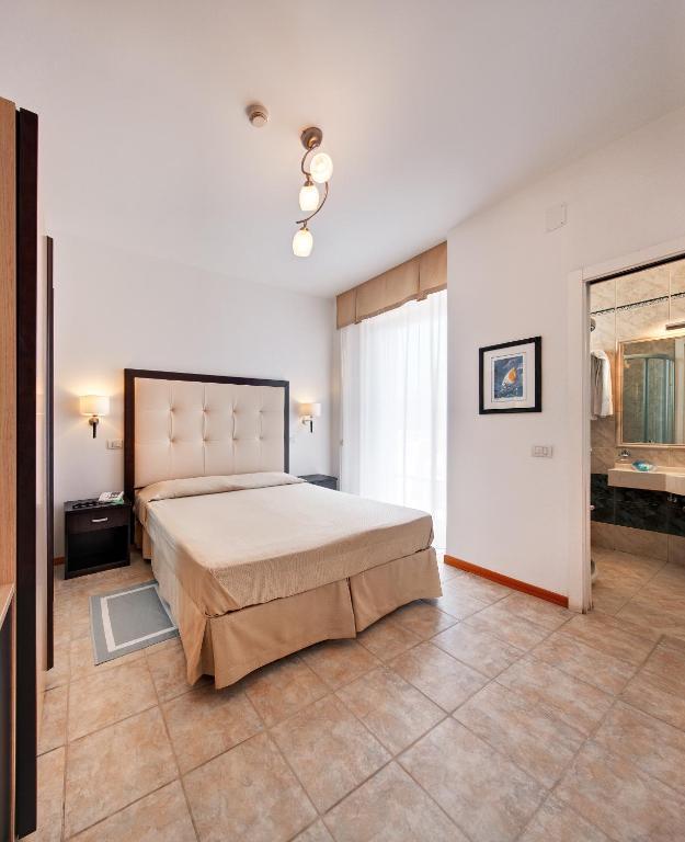 Hotel Bahia San Benedetto del Tronto Esterno foto