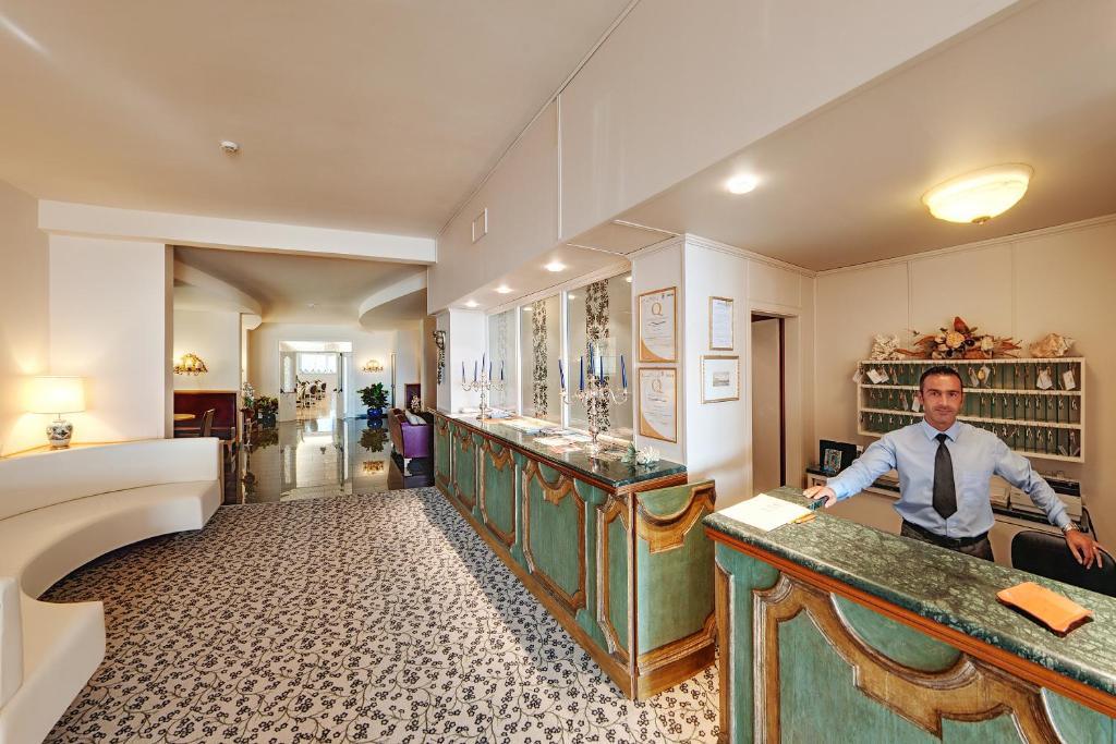 Hotel Bahia San Benedetto del Tronto Esterno foto