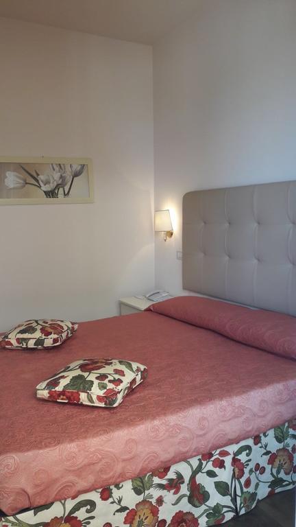 Hotel Bahia San Benedetto del Tronto Esterno foto